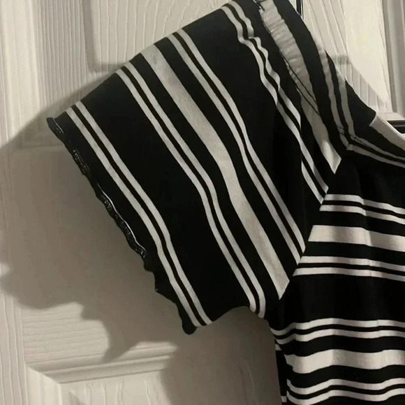 Ultra flirt Junior semi formal dress - Picture 3 of 6